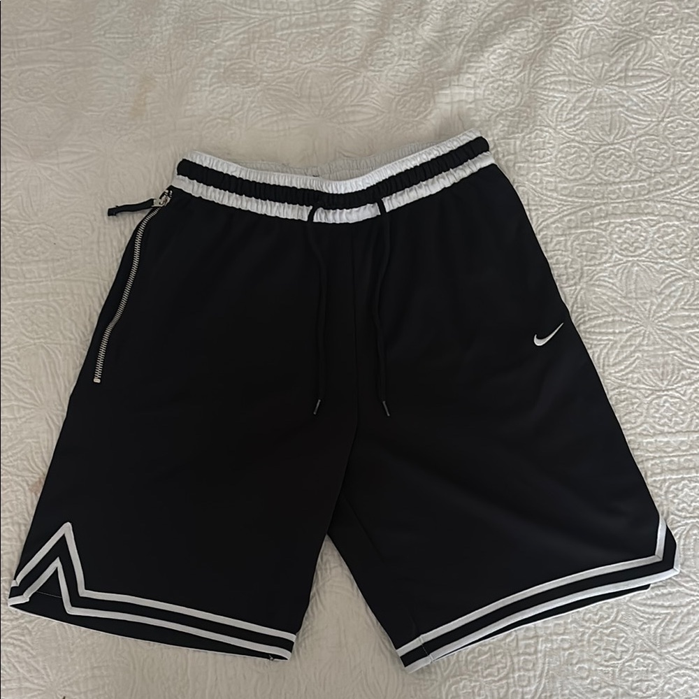 (New) Nike Men's Black Shorts